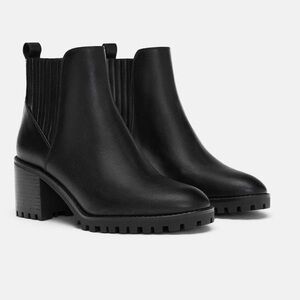 Zara Chunky Lug Sole Heeled Biker Boots Black 9
